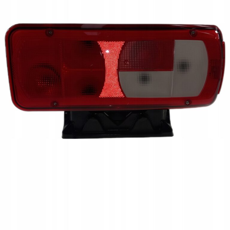 LAMPA TYLNA PRAWA DAF 1875576