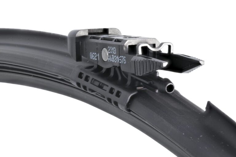 Pióro wycieraczki SWF 132708 przód 700 mm DAF XF II,XG,XG+ 06.21-