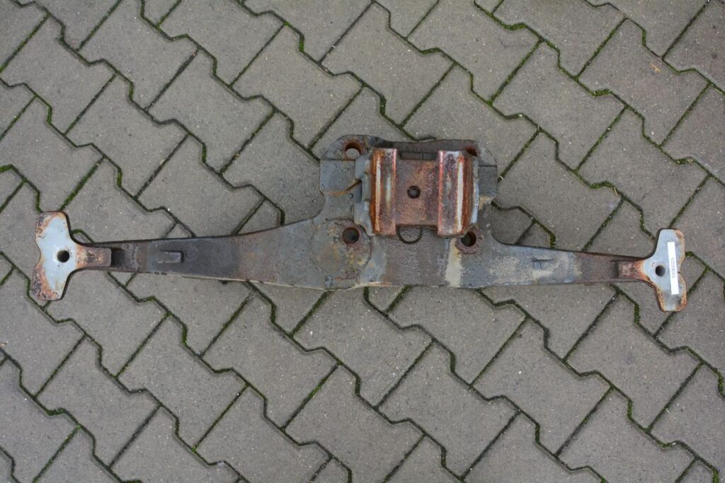 Jarzmo zawieszenia pneumatycznego DAF 1896601