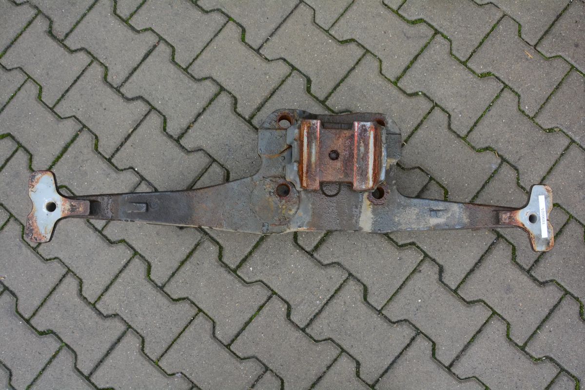 Jarzmo zawieszenia pneumatycznego DAF 1896601