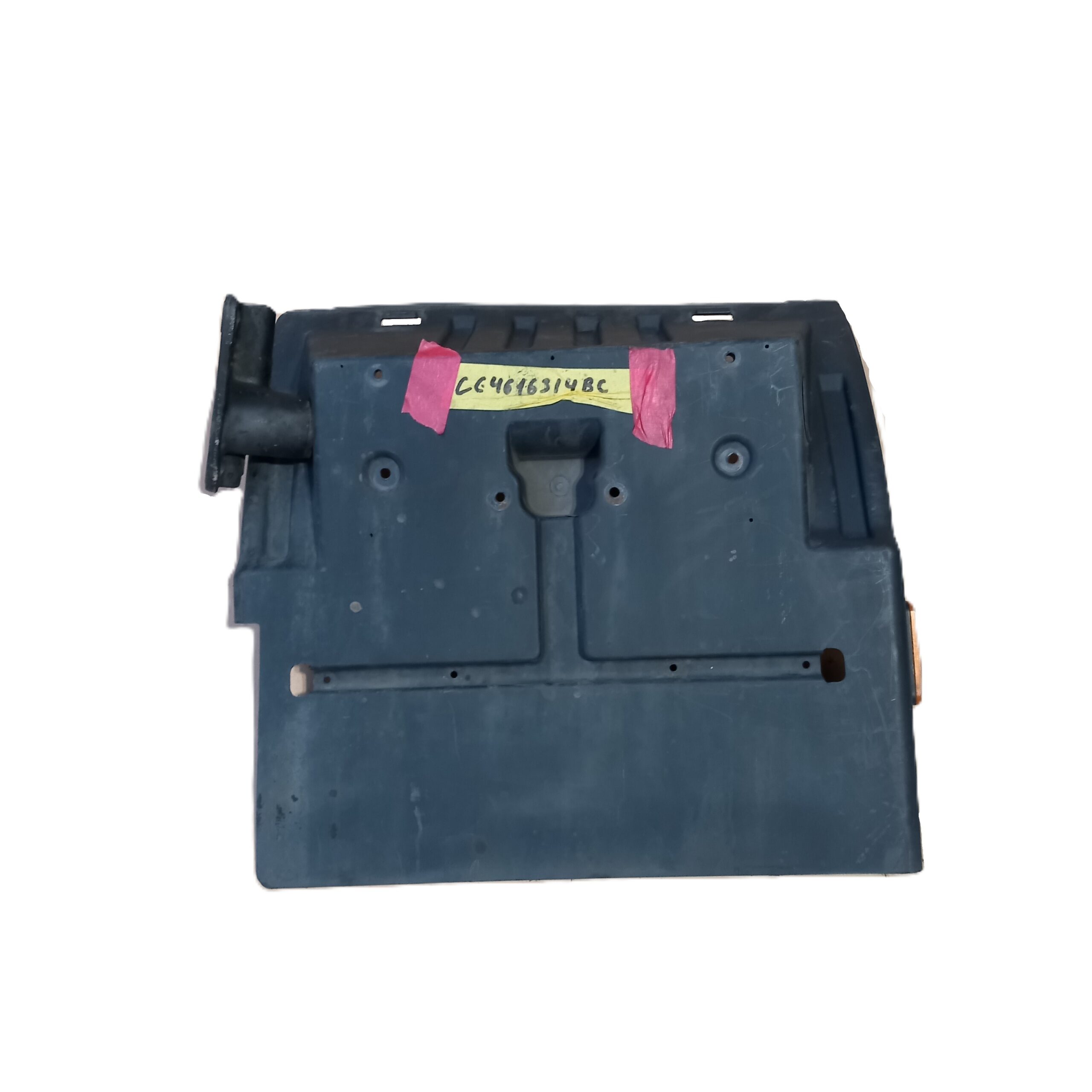 Przednia część tylnego błotnika lewa CC4616314BC Ford OE