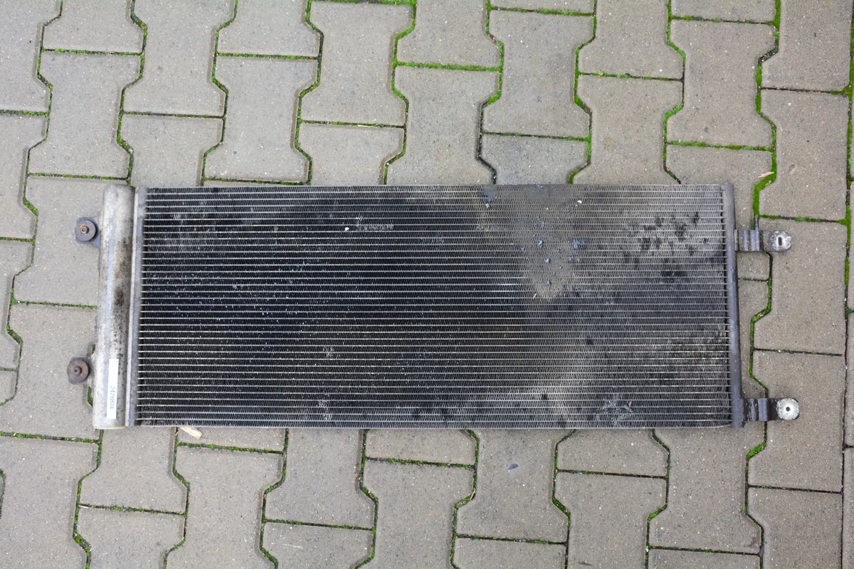 Chłodnica klimatyzacji / skraplacz DAF 2428804